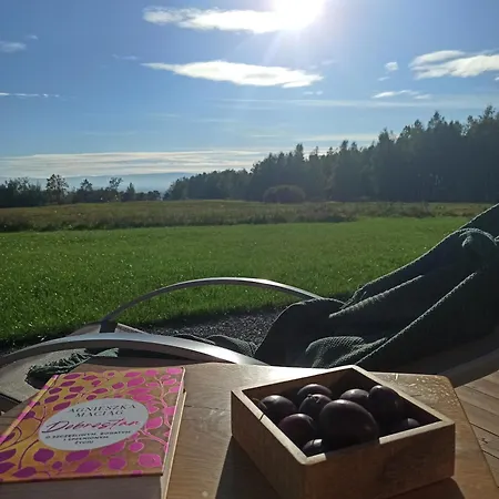 Alojamento de Turismo Selvagem Zielone Wzgórze Komfortowy Klimatyzowany Z Balią Z Aeromasażem *