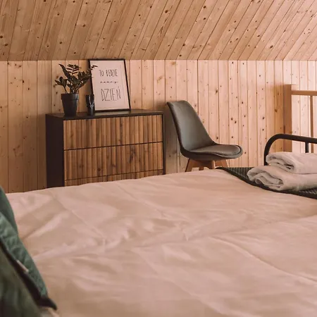 Alojamento de Turismo Selvagem Zielone Wzgórze Komfortowy Klimatyzowany Z Balią Z Aeromasażem