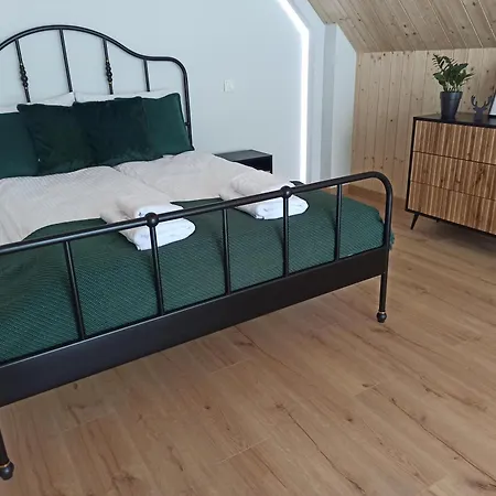 Zielone Wzgórze Komfortowy Klimatyzowany Z Balią Z Aeromasażem * Kłodzko