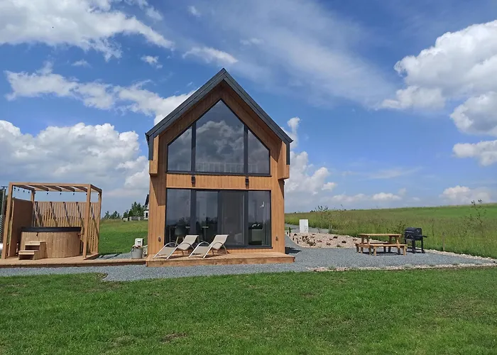 Zielone Wzgorze Komfortowy Klimatyzowany Z Balia Z Aeromasazem *