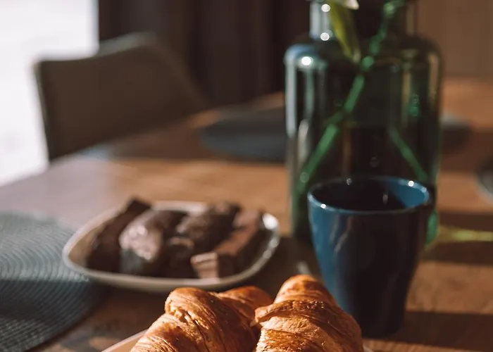 Zielone Wzgorze Komfortowy Klimatyzowany Z Balia Z Aeromasazem Hytte