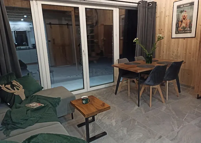 Zielone Wzgorze Komfortowy Klimatyzowany Z Balia Z Aeromasazem Kłodzko