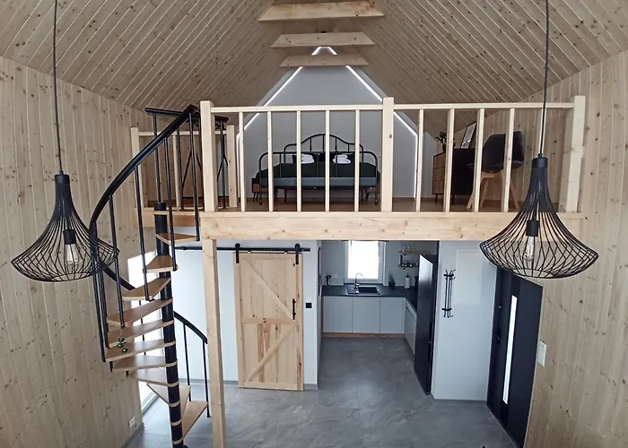 Zielone Wzgorze Komfortowy Klimatyzowany Z Balia Z Aeromasazem